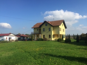 Vrhunska Kuća sa Zemljištem, Srbac, HITNO