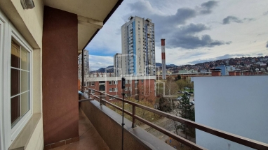 Wohnung Novo Sarajevo, Sarajevo, 150m2