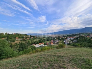 Grundstück in Bojnik - Novi Grad