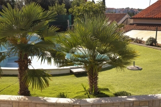ISTRA, MEDULIN Apartmanska kuća uz more s bazenom, konobom i tenis igralištem - POGLED NA MORE!!