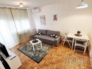 Izdavanje NOVI SAD, BULEVAR PATRIJARHA PAVLA, kv: 38, € 400, ID: 9114020