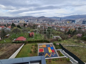 Wohnung Novo Sarajevo, Sarajevo, Husinjska, 176m2