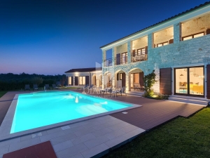Tinjan, central Istria, Villa with pool in a beautiful location