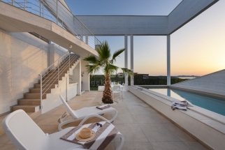 ZADAR, DEBELJAK - Luxurious modern villa with pool and sea view