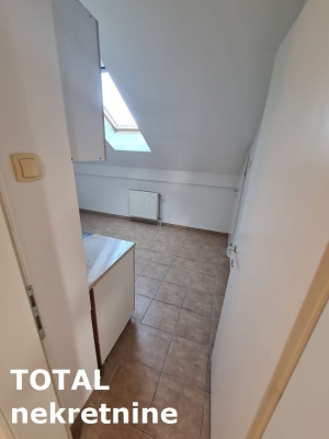 4 Četvorosoban stan NOVI SAD, 267800€