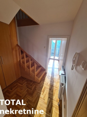 4 Četvorosoban stan NOVI SAD, 267800€