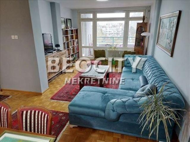 Novi Beograd, Blok 24,  (Super Vero)  - Bulevar Milutina Milankovića, 4. 0, 105m2, 900EUR