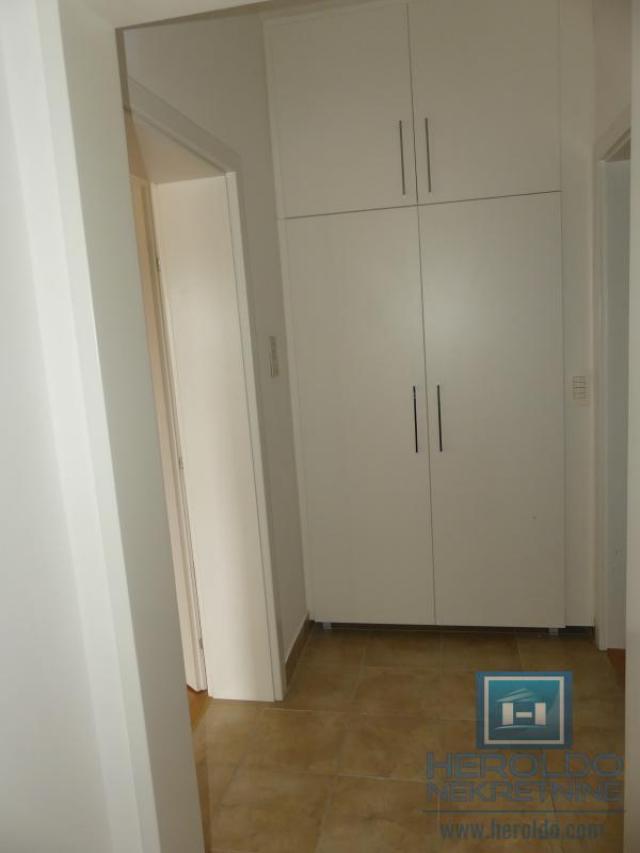 Comfortable four-room apartment in Plavusa, Jagodina