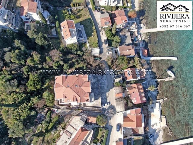 For sale urbanzied land plot in Njivice Boka bay