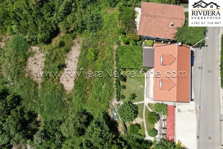  Family house with a sea view in Herceg Novi Ratisevina