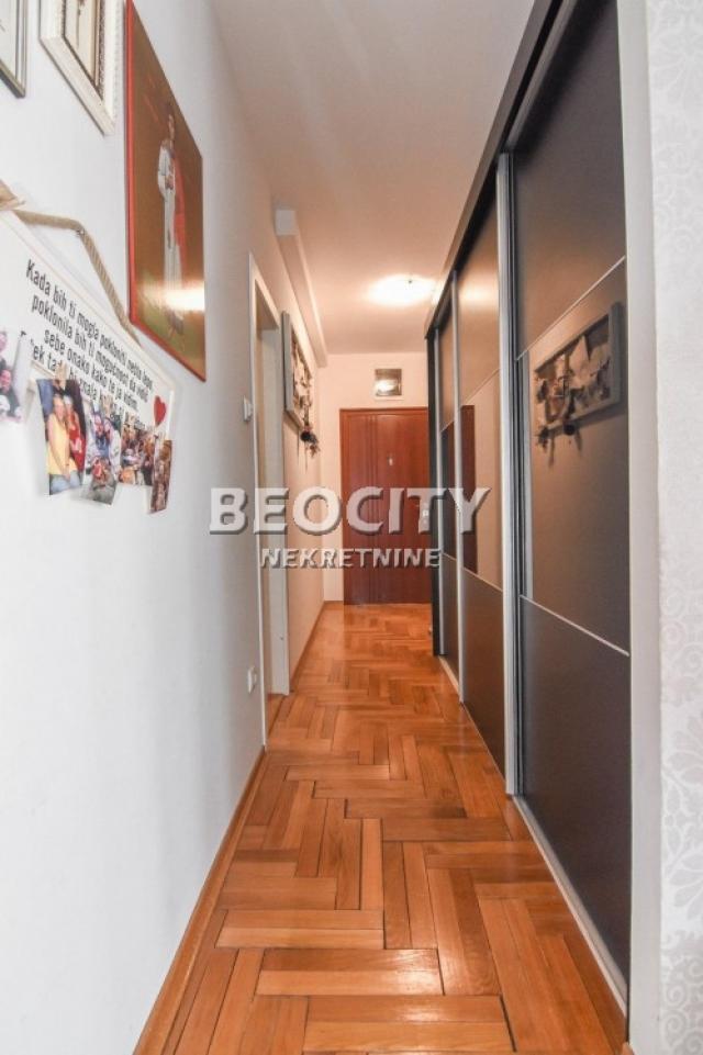 Novi Sad, Nova Detelinara, Dr Svetislava Kasapinovica , 2. 5, 66m2, 142000EUR