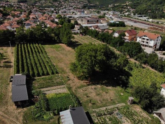 Prodaje se građevinsko zemljište 1951 m2, ul. Pljevaljska, Prijepolje