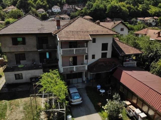 Prodaje se kuća  249 m2, ul. Milosava Stikovića, Prijepolje