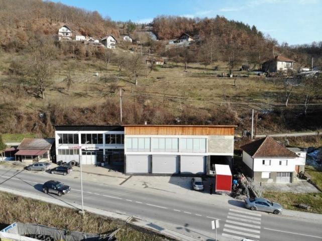 Izdaje se poslovni prostor 220 m2, Novovaroška, Prijepolje