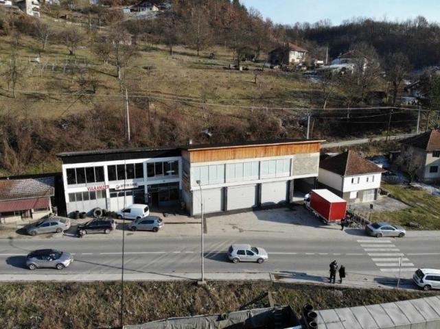 Izdaje se poslovni prostor 220 m2, Novovaroška, Prijepolje