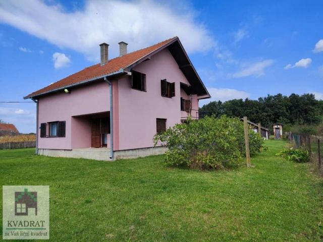Kuća 160 m², 96 ari, Obrenovac, Ljubinić – 79 000 € (NAMEŠTENA)