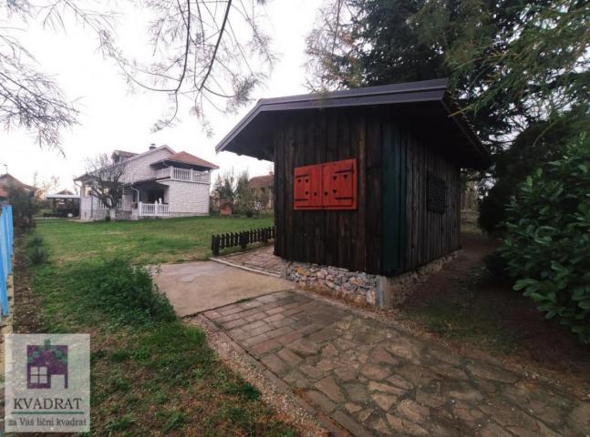 Kuća 188 m², pomoćni objekti, 10, 15 ari, Obrenovac, Stubline – 90 000 €
