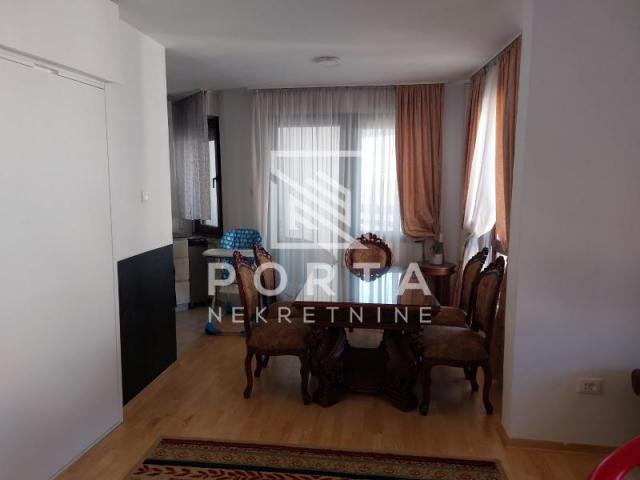 Prodaja stana, Čukarica, Radnička 60m2 + terasa, odličan ID#1422