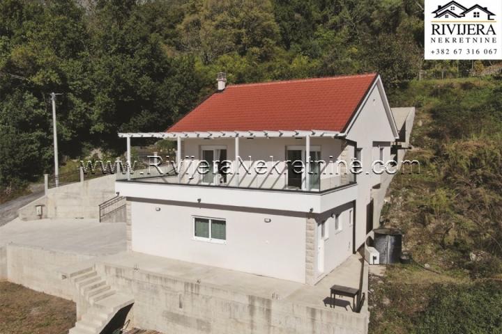 Newly built house in Herceg Novi Zelenika
