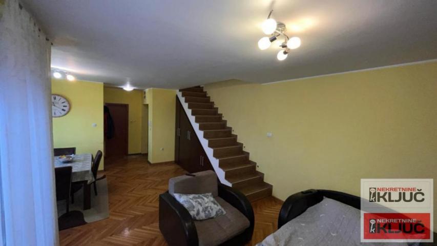 NOVO NASELJE, 81m2, Troiposoban-Duplex