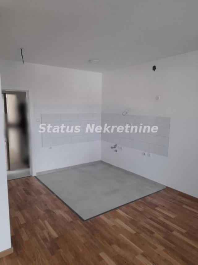 Adice-Veliki Četvorosoban stan 78 m2 u mirnom kraju-povrat PDV-065/385 8880