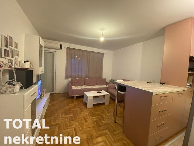 3. 5 Troiposoban stan NOVI SAD, 103000€