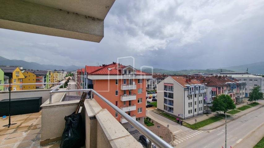 Penthouse Istočno Sarajevo 65m2 + 20m2 terasa prodaja