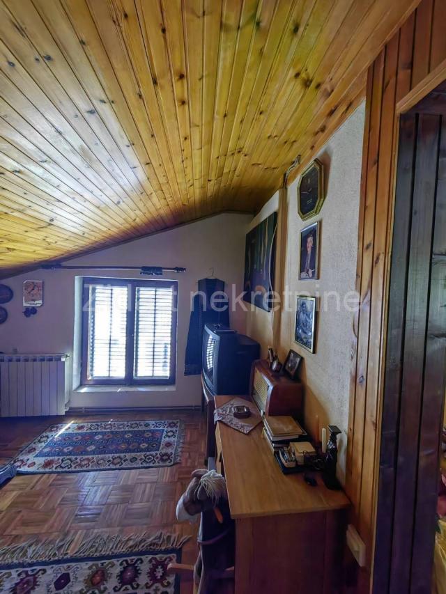 Sopot, Popović, vikend kuća na prodaju 150m2