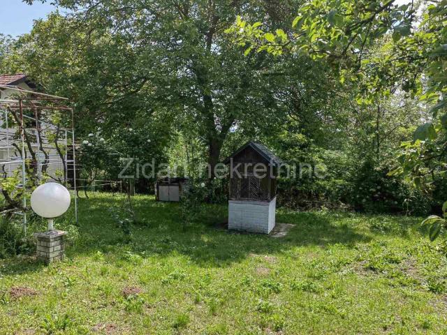 Sopot, Popović, vikend kuća na prodaju 150m2