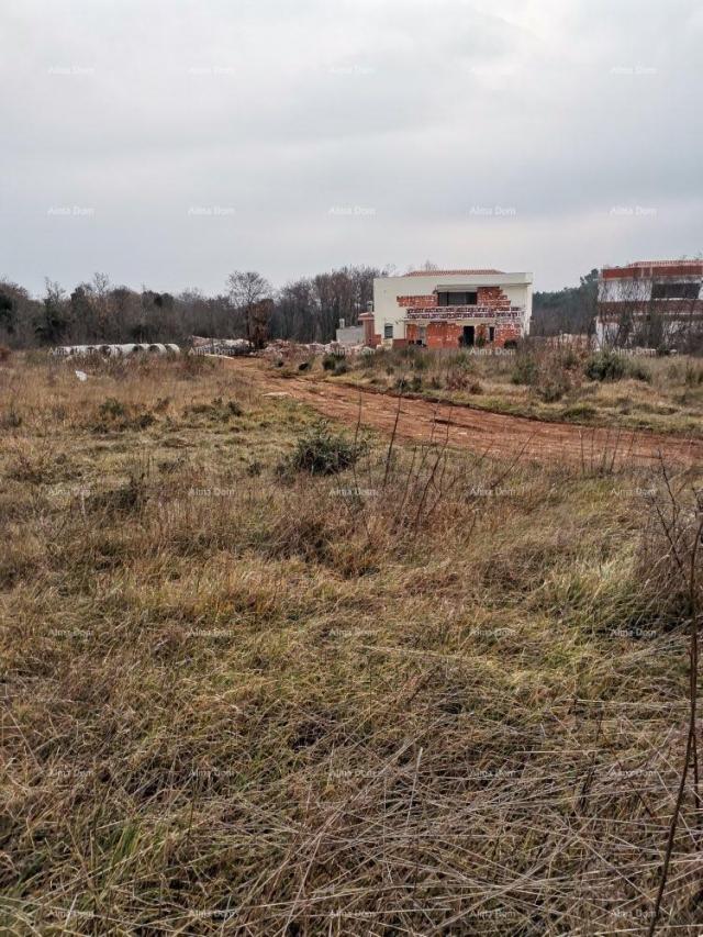 Poljoprivredno zemljište Prodaje se poljoprivredno zemlište u Krnici
