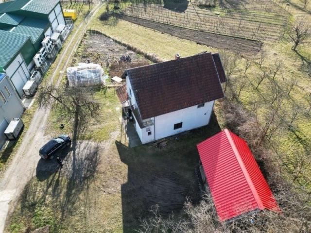 Prodaje se kuća 185 m2, Ivanjski put 302, Prijepolje 