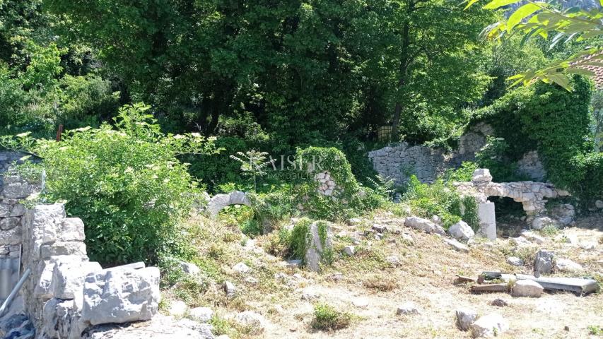 Crikvenica, Grižane – Građ. zemljište s ostacima starina