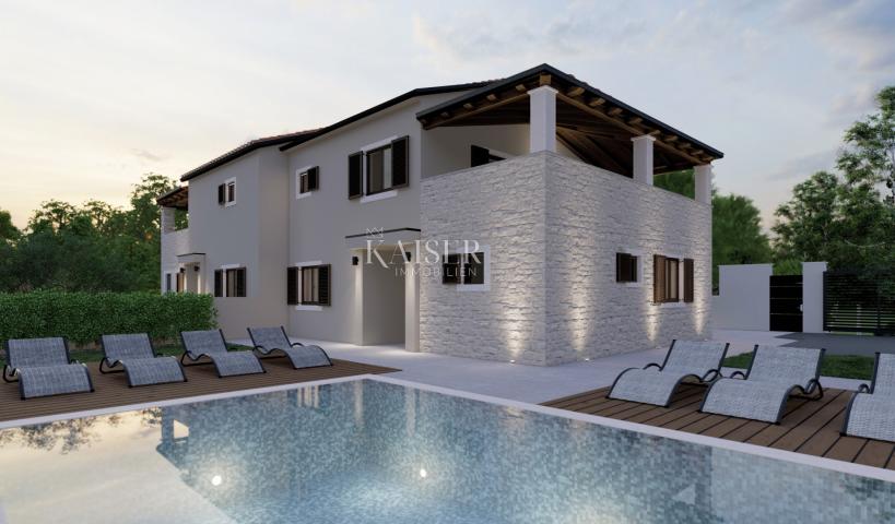 Istria - Poreč, new modern villa with pool 2 km from the sea