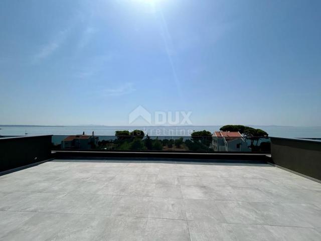 ZADAR, PRIVLAKA - Luxury penthouse 1st row from the sea