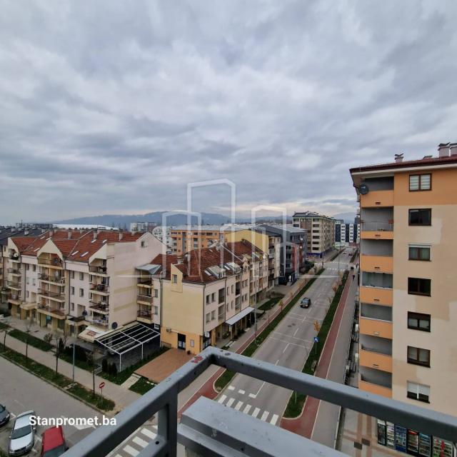 Četverosoban stan Penthouse 121m2 Istočno Sarajevo Lukavica Hilandarska Prodaja