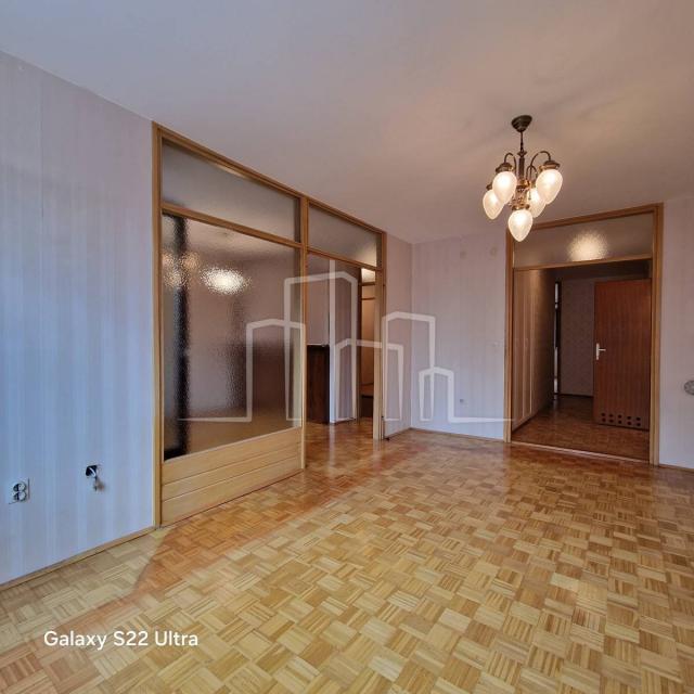 Three-bedroom apartment Breka for sale