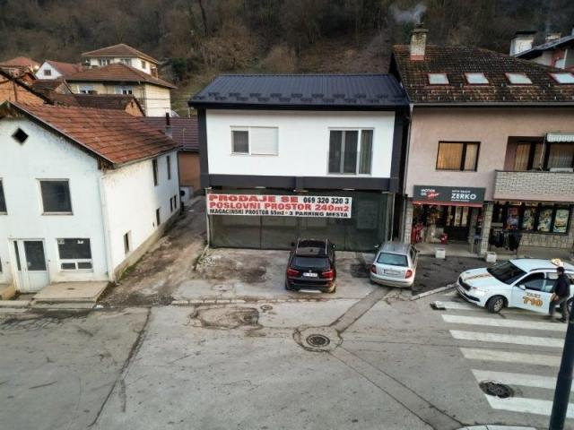 Prodaje se poslovni prostor 200 m, ul. Sestara Cvijović 1, Prijepolje