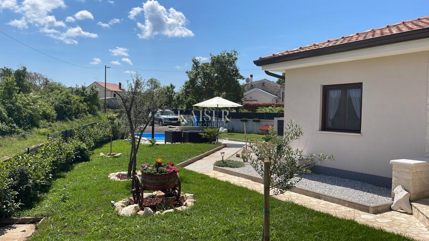 Istra - Višnjan, šarmantna kuća sa bazenom