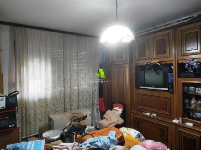 Dvosoban stan sa stvarima u centru Leskovca ID#4569