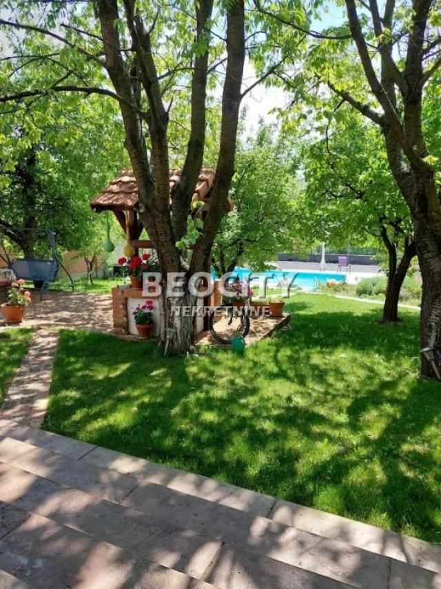 Rakovica, Miljakovac 3, Miljakovačke livade, 5. 5, 250m2, 0EUR