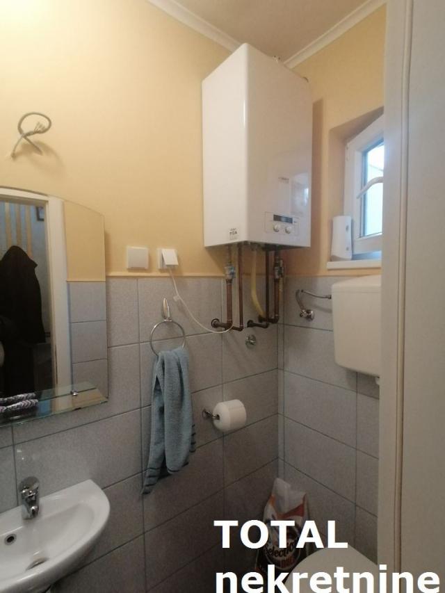 4 Četvorosoban stan NOVI SAD, 180250€