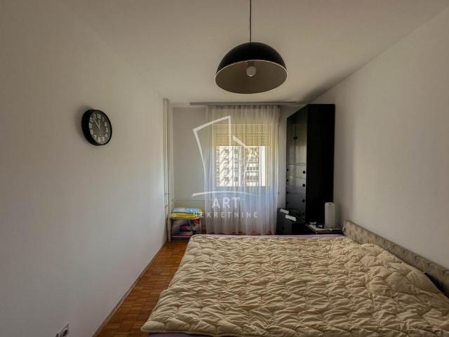 Novi Beograd, 74m2 + 6m2 lođa ID#7560