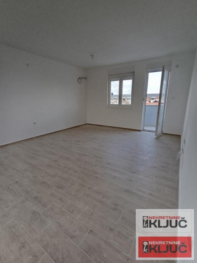 VETERNIČKA RAMPA, 140 m2, Petosoban sa PDV, uskoro useljiv