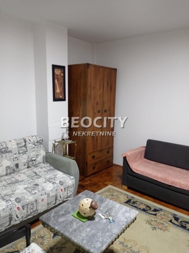 Novi Sad, Liman 3, Bulevar cara Lazara, 1. 0, 38m2, 300EUR