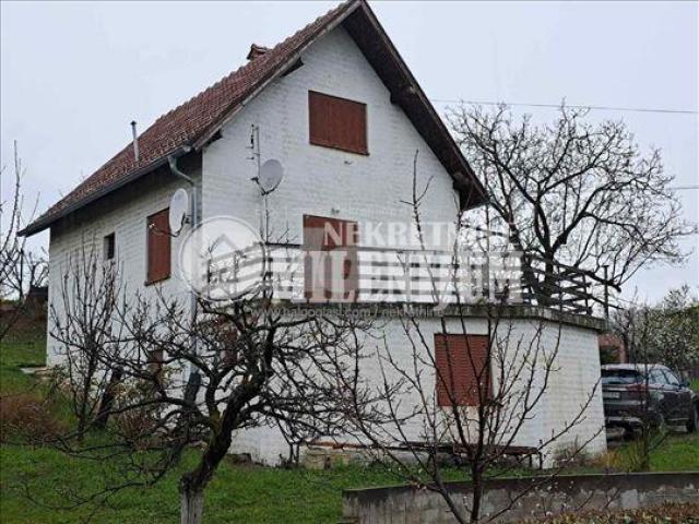Kuća sa  voćnjakom u naselju Livadice ID#1794