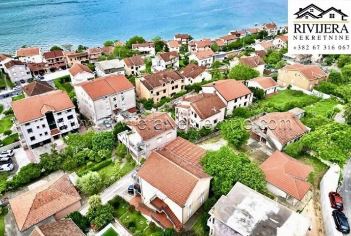 Na prodaju kuća u blizini mora Dobrota Kotor