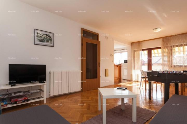 House Sale of a large, beautifully decorated house with office space and 3 separate apartments, Veru