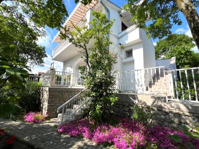 JADRANOVO - detached house with two apartments