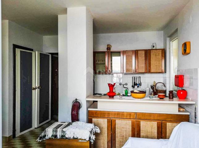 SENJ - 2 bedroom apartment near the sea and the beach. OPPORTUNITY!