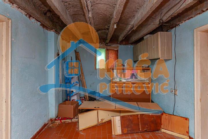 Samostojeća kuća na prodaju u Durlanu P=150m2